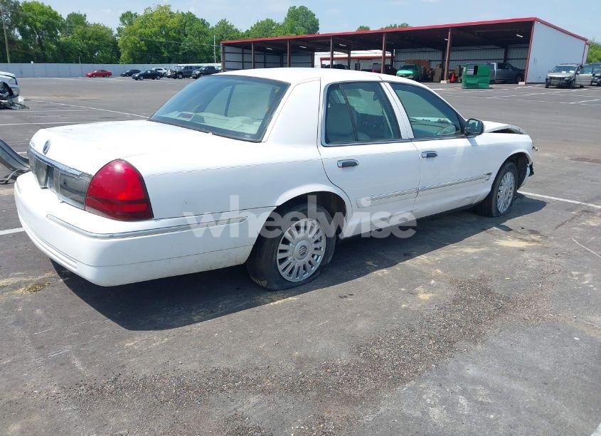Photo 4 of 2007 Mercury Grand MARQUIS LS (VIN 2MEFM75VX7X622630)