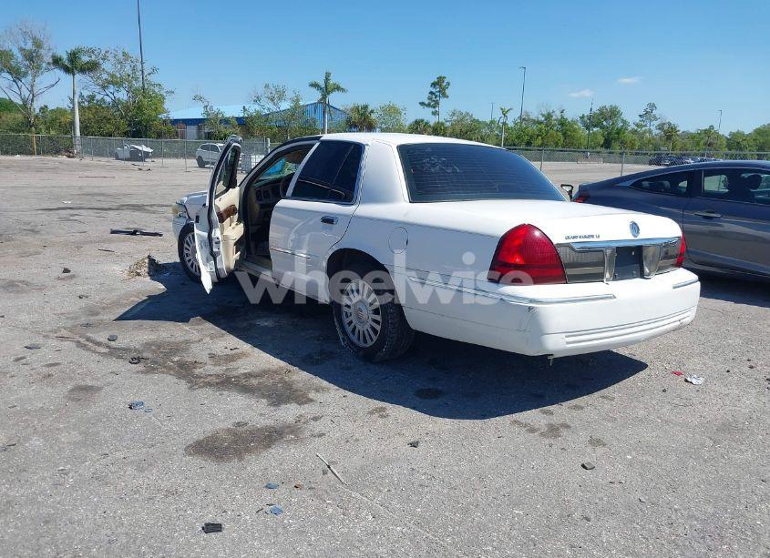 Photo 3 of 2007 Mercury Grand MARQUIS LS (VIN 2MEFM75VX7X623356)