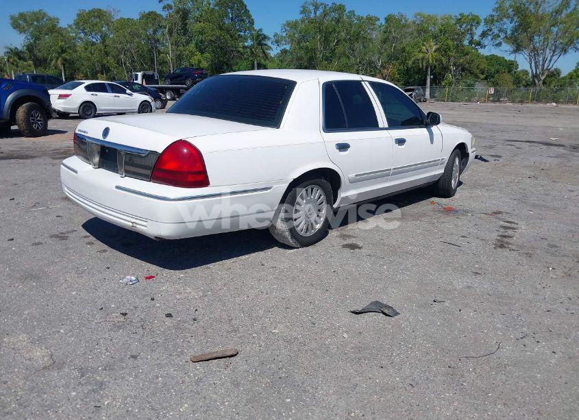 Photo 4 of 2007 Mercury Grand MARQUIS LS (VIN 2MEFM75VX7X623356)