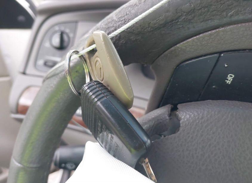 Photo 11 of 2007 Mercury Grand MARQUIS LS (VIN 2MEFM75VX7X637631)