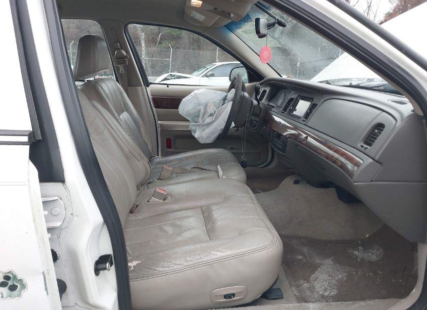 Photo 5 of 2007 Mercury Grand MARQUIS LS (VIN 2MEFM75VX7X637631)