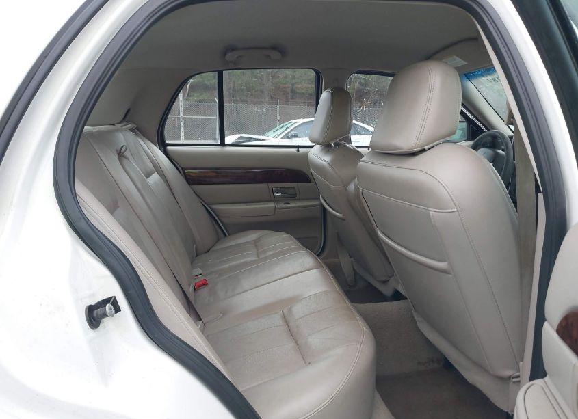 Photo 8 of 2007 Mercury Grand MARQUIS LS (VIN 2MEFM75VX7X637631)