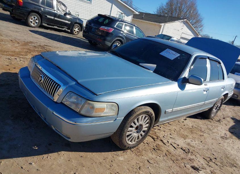 Photo 2 of 2007 Mercury Grand MARQUIS LS (VIN 2MEFM75VX7X640268)