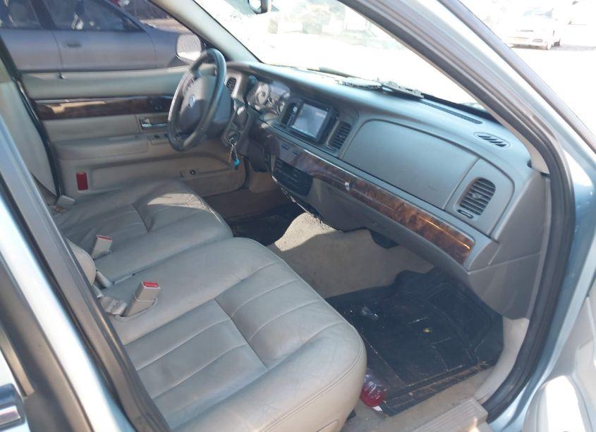 Photo 5 of 2007 Mercury Grand MARQUIS LS (VIN 2MEFM75VX7X640268)