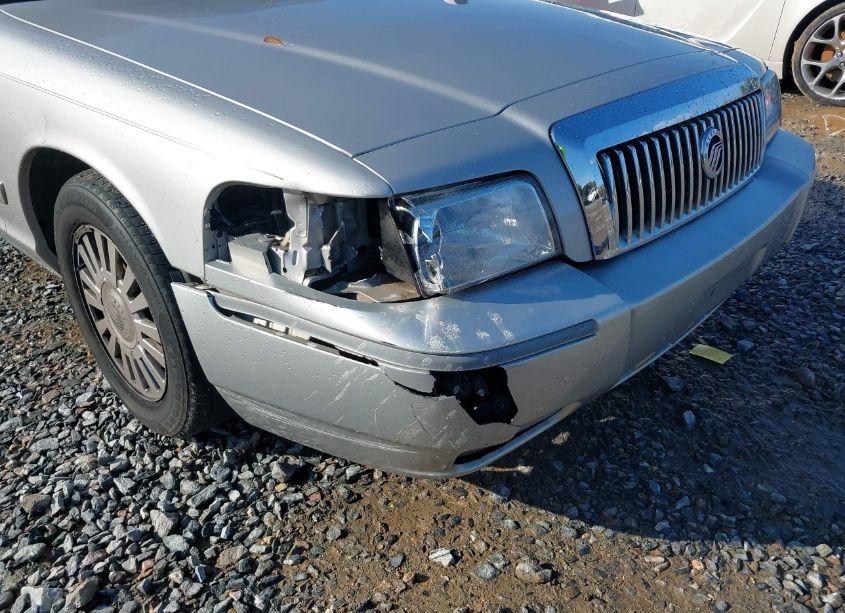 Photo 6 of 2008 Mercury Grand MARQUIS LS (VIN 2MEFM75VX8X602573)