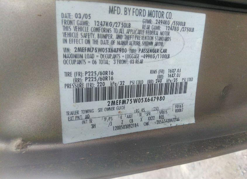 Photo 9 of 2005 Mercury Grand MARQUIS LS/LSE (VIN 2MEFM75W05X647980)