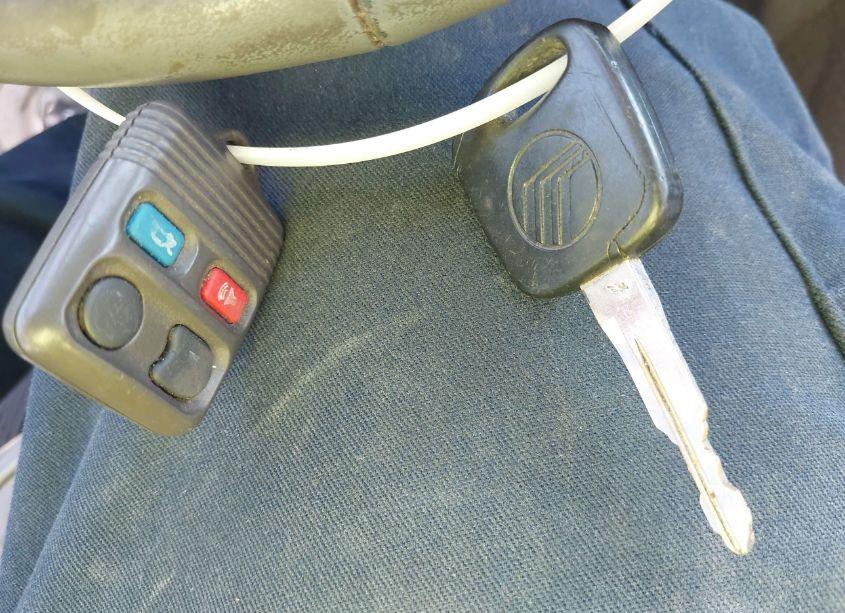Photo 11 of 1999 Mercury Grand MARQUIS LS (VIN 2MEFM75W0XX716556)