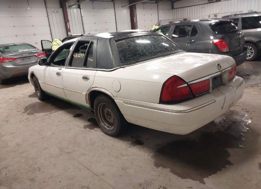 Photo 3 of 2002 Mercury Grand MARQUIS LS (VIN 2MEFM75W12X618905)