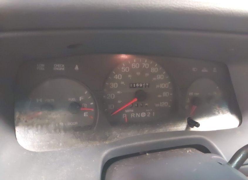 Photo 7 of 2002 Mercury Grand MARQUIS LS (VIN 2MEFM75W12X618905)