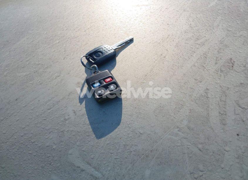 Photo 11 of 2005 Mercury Grand MARQUIS LS/LSE (VIN 2MEFM75W25X648743)