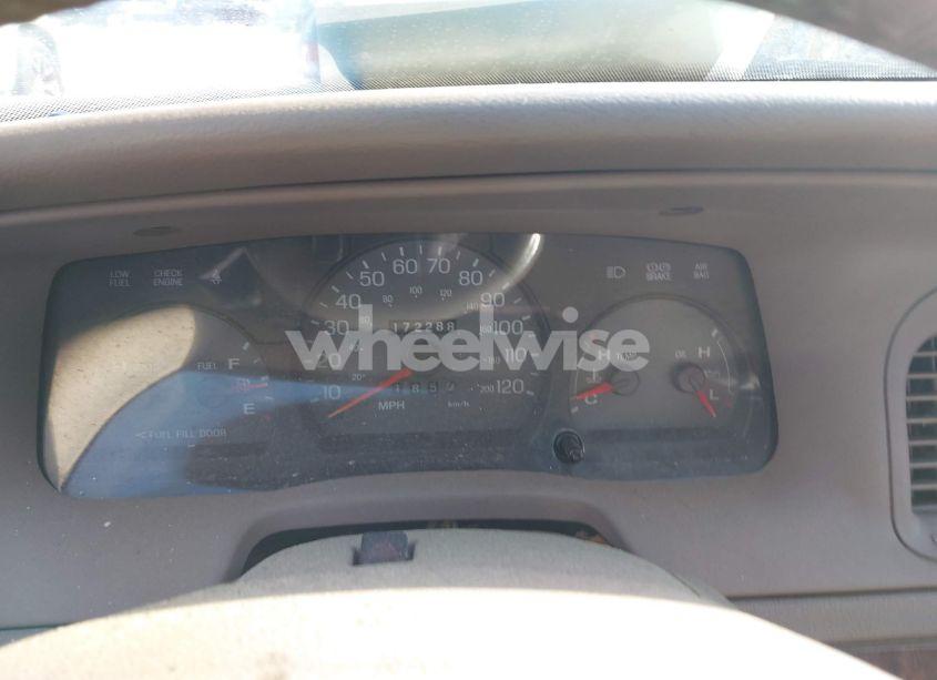 Photo 7 of 2005 Mercury Grand MARQUIS LS/LSE (VIN 2MEFM75W25X648743)