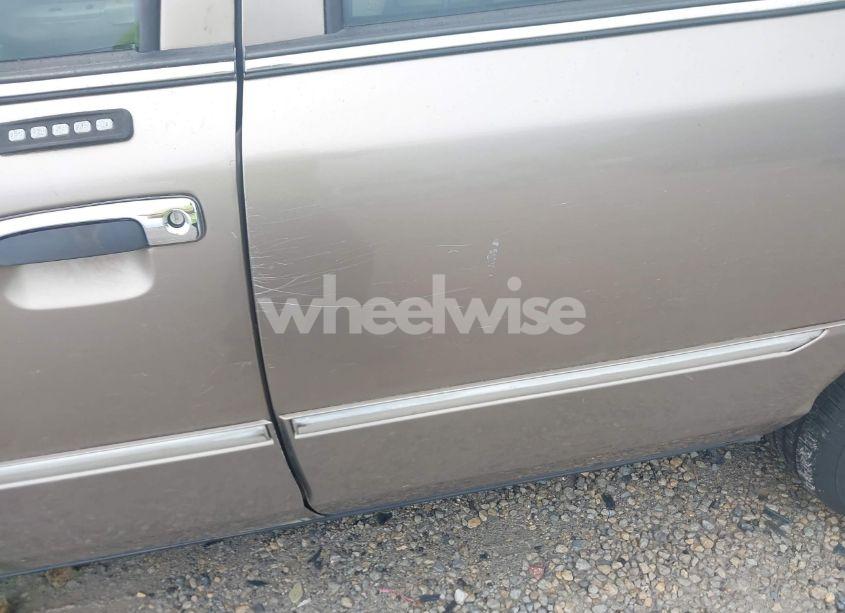 Photo 13 of 2005 Mercury Grand MARQUIS LS/LSE (VIN 2MEFM75W25X661590)