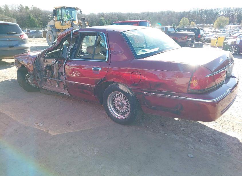 Photo 3 of 2002 Mercury Grand MARQUIS LS (VIN 2MEFM75W32X607260)