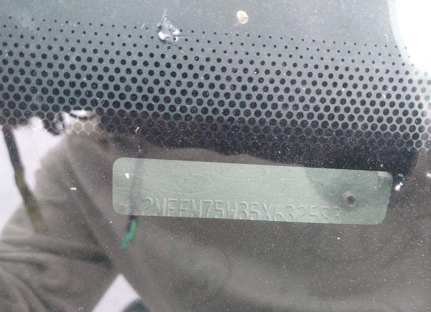 Photo 9 of 2005 Mercury Grand MARQUIS (VIN 2MEFM75W35X632583)