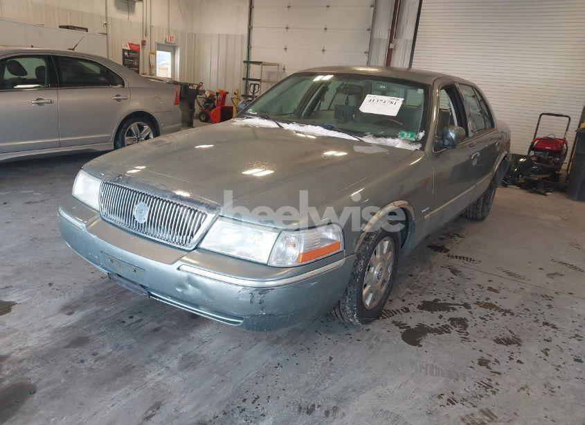 Photo 2 of 2005 Mercury Grand MARQUIS LS/LSE (VIN 2MEFM75W45X608759)
