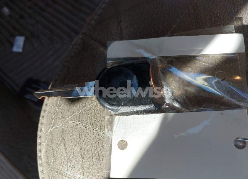 Photo 11 of 2005 Mercury Grand MARQUIS LS/LSE (VIN 2MEFM75W45X622726)