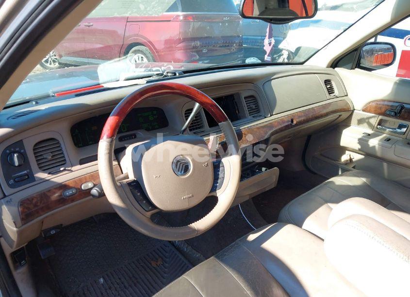 Photo 13 of 2005 Mercury Grand MARQUIS LS/LSE (VIN 2MEFM75W45X622726)