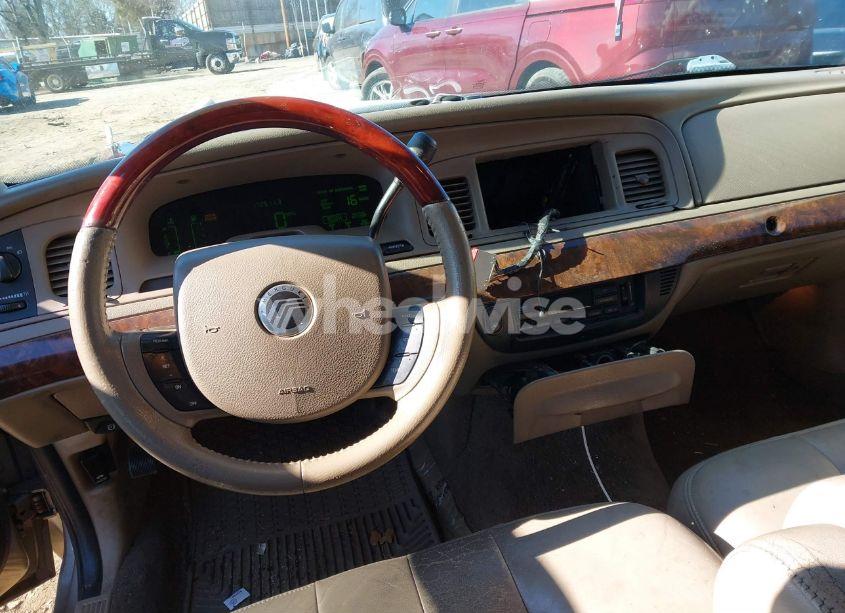 Photo 16 of 2005 Mercury Grand MARQUIS LS/LSE (VIN 2MEFM75W45X622726)