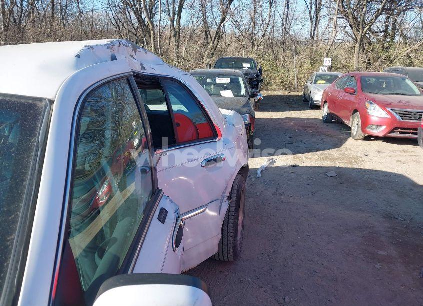 Photo 12 of 2000 Mercury Grand MARQUIS LS (VIN 2MEFM75W5YX707238)