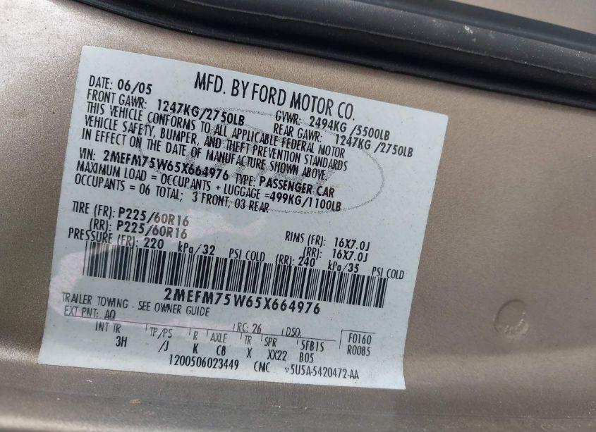 Photo 9 of 2005 Mercury Grand MARQUIS LS/LSE (VIN 2MEFM75W65X664976)