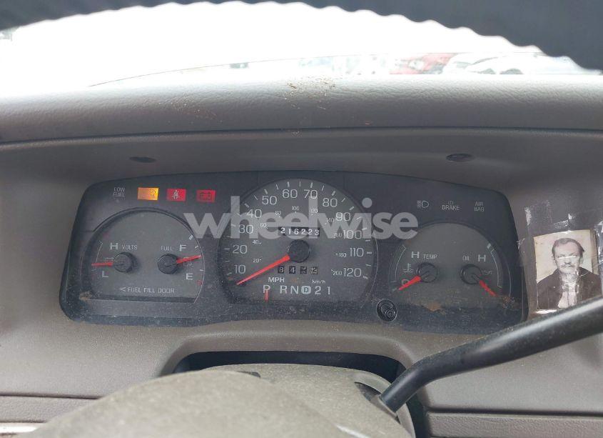 Photo 7 of 1999 Mercury Grand MARQUIS LS (VIN 2MEFM75W6XX630636)