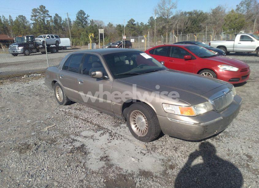 2002 Mercury Grand MARQUIS LS (VIN 2MEFM75W72X623901) main photo