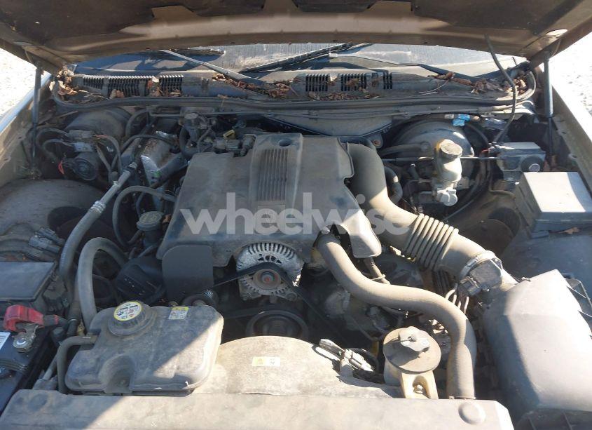 Photo 10 of 2003 Mercury Grand MARQUIS LS (VIN 2MEFM75W73X639873)