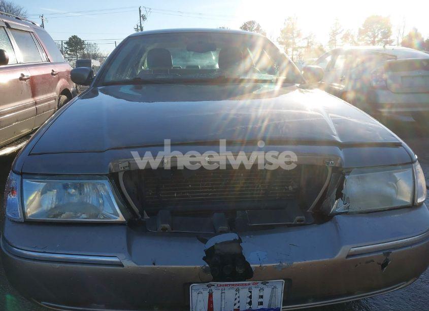 Photo 12 of 2004 Mercury Grand MARQUIS LS (VIN 2MEFM75W74X672308)