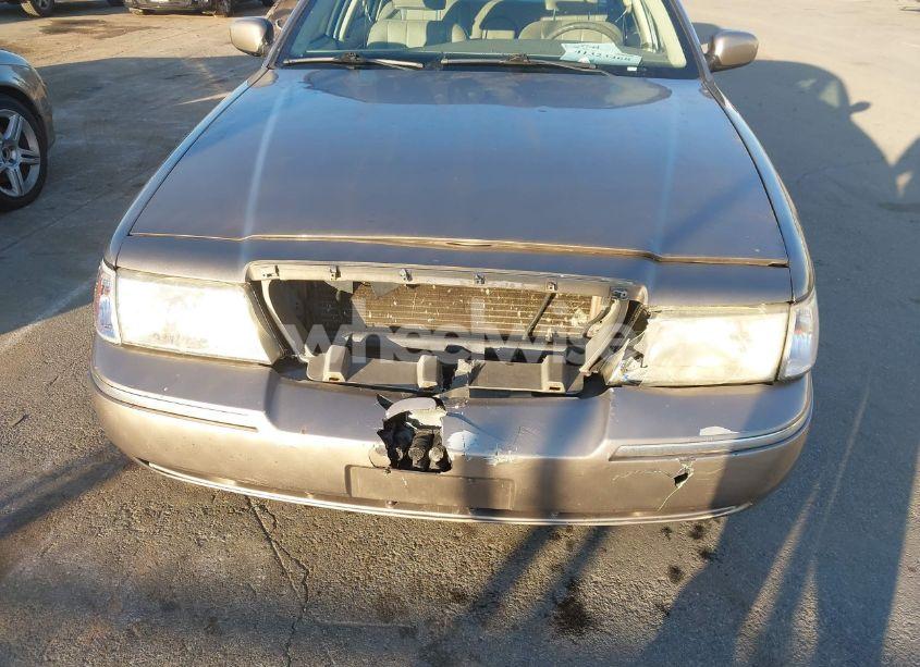 Photo 6 of 2004 Mercury Grand MARQUIS LS (VIN 2MEFM75W74X672308)