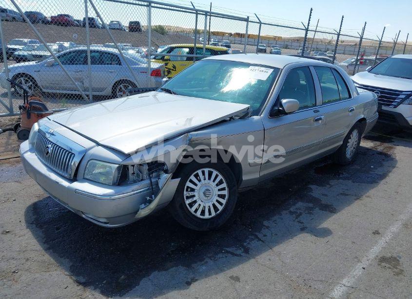 Photo 2 of 2007 Mercury Grand MARQUIS LS (VIN 2MEFM75W77X622268)