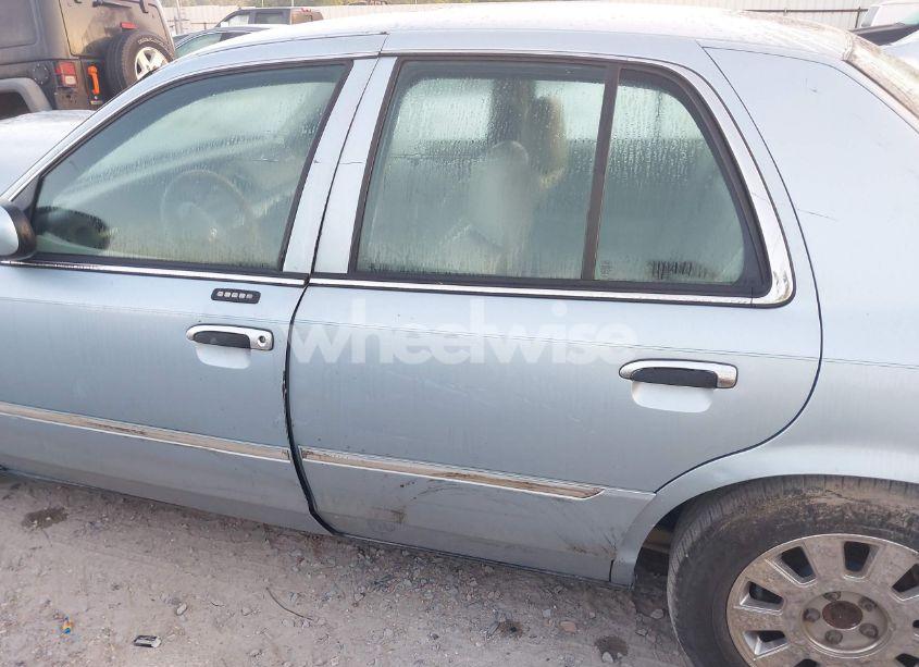 Photo 15 of 2005 Mercury Grand MARQUIS (VIN 2MEFM75W85X631039)