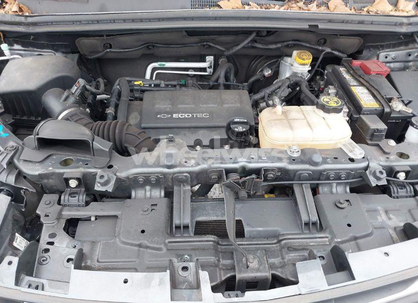 Photo 10 of 2019 Chevrolet Trax PREMIER (VIN 2MEFM75W8WX******)