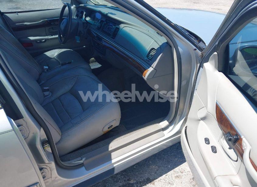 Photo 5 of 1999 Mercury Grand MARQUIS LS (VIN 2MEFM75W9XX619565)