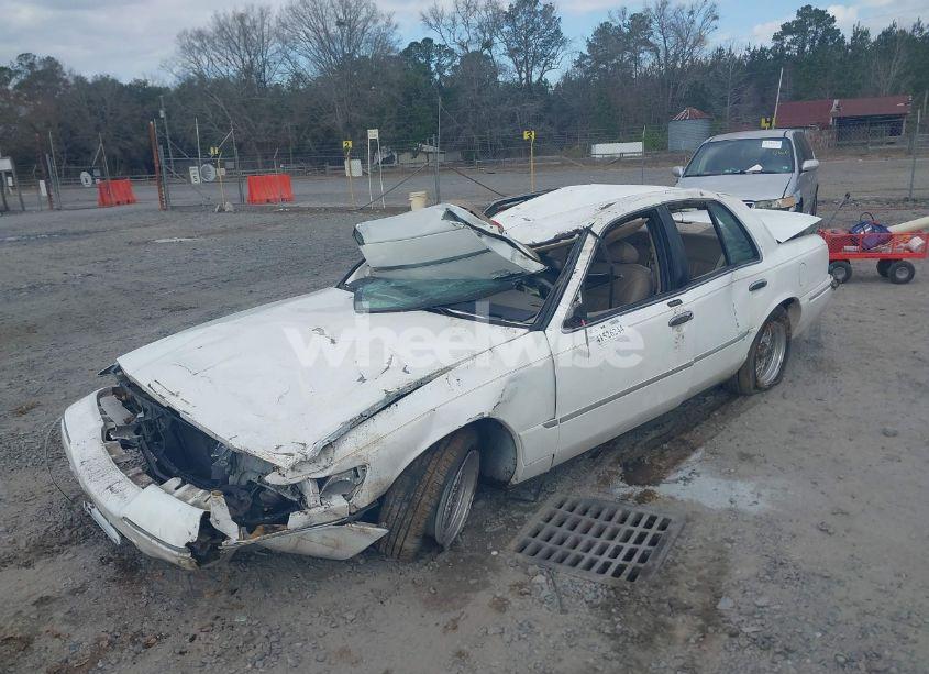 Photo 2 of 2002 Mercury Grand MARQUIS LS (VIN 2MEFM75WX2X606459)