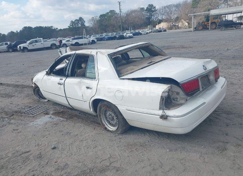 Photo 3 of 2002 Mercury Grand MARQUIS LS (VIN 2MEFM75WX2X606459)