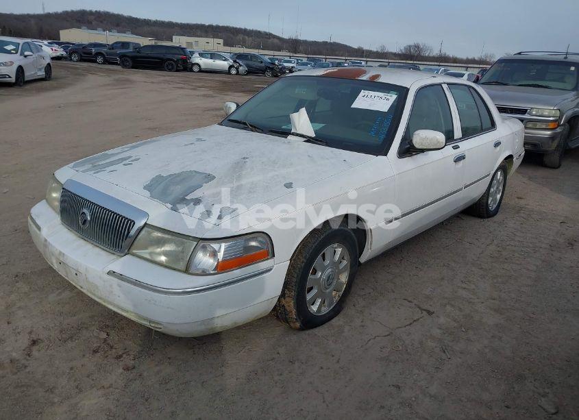 Photo 2 of 2005 Mercury Grand MARQUIS (VIN 2MEFM75WX5X640812)