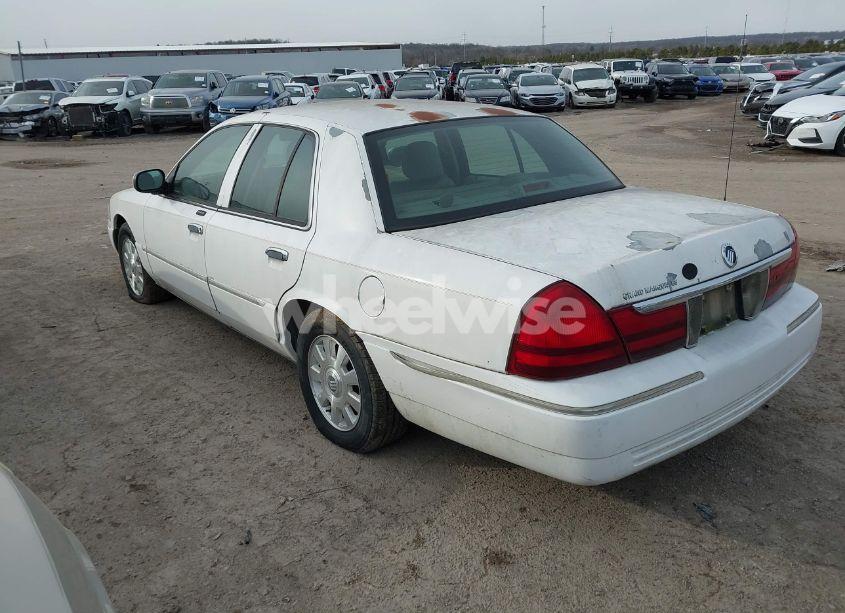 Photo 3 of 2005 Mercury Grand MARQUIS (VIN 2MEFM75WX5X640812)