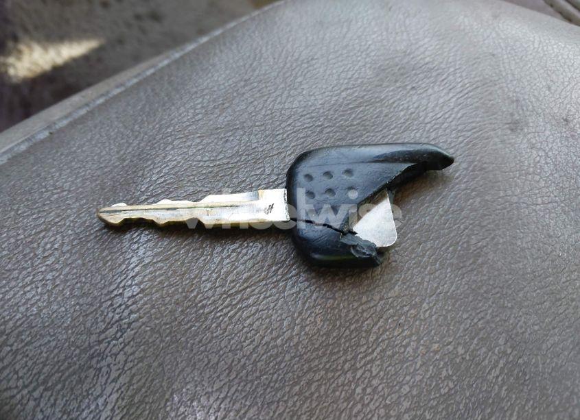 Photo 11 of 2005 Mercury Grand MARQUIS LS/LSE (VIN 2MEFM75WX5X642382)