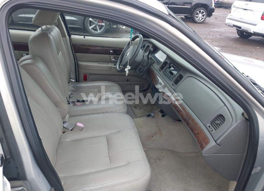 Photo 5 of 2009 Mercury Grand MARQUIS LS (FLEET ONLY) (VIN 2MEHM75V09X620106)