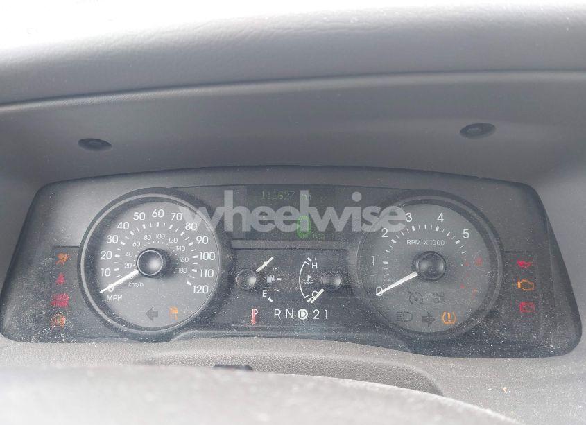 Photo 7 of 2009 Mercury Grand MARQUIS LS (FLEET ONLY) (VIN 2MEHM75V09X620106)