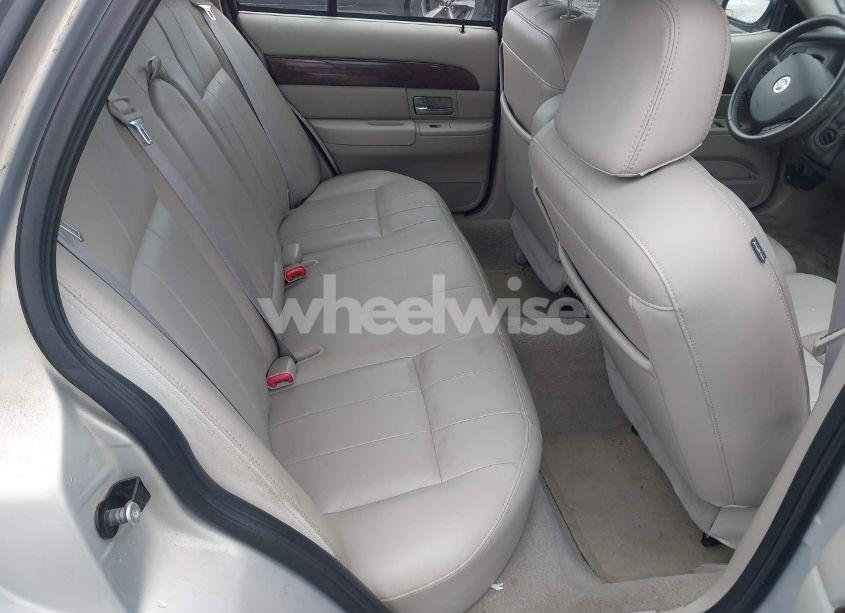 Photo 8 of 2009 Mercury Grand MARQUIS LS (FLEET ONLY) (VIN 2MEHM75V09X620106)