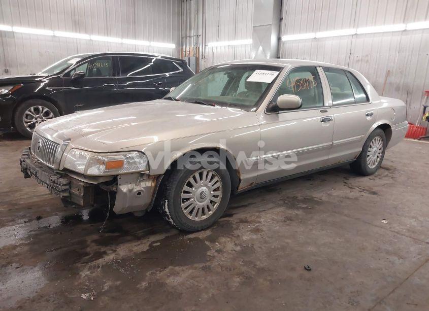 Photo 2 of 2007 Mercury Grand MARQUIS LS (VIN 2MEHM75V17X610682)