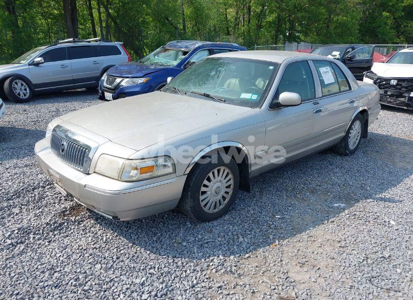 Photo 2 of 2008 Mercury Grand MARQUIS LS (VIN 2MEHM75V18X615138)