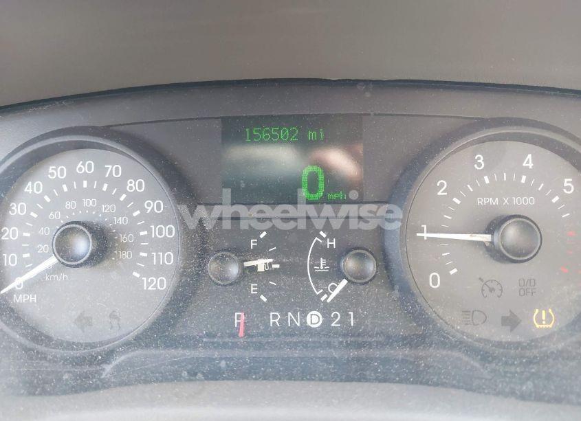 Photo 7 of 2008 Mercury Grand MARQUIS LS (VIN 2MEHM75V18X615138)