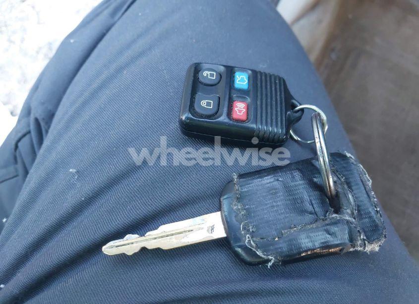 Photo 11 of 2009 Mercury Grand MARQUIS LS (FLEET ONLY) (VIN 2MEHM75V19X627064)