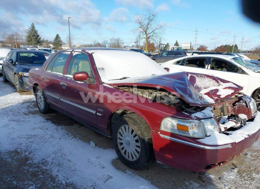 2007 Mercury Grand MARQUIS LS (VIN 2MEHM75V27X616135) main photo