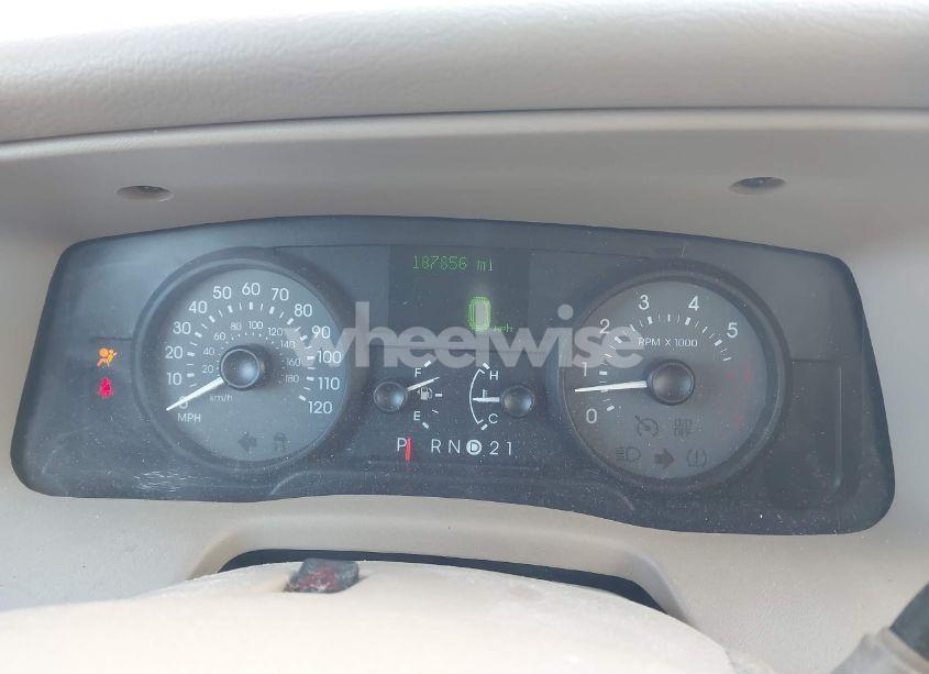 Photo 7 of 2007 Mercury Grand MARQUIS LS (VIN 2MEHM75V27X616135)