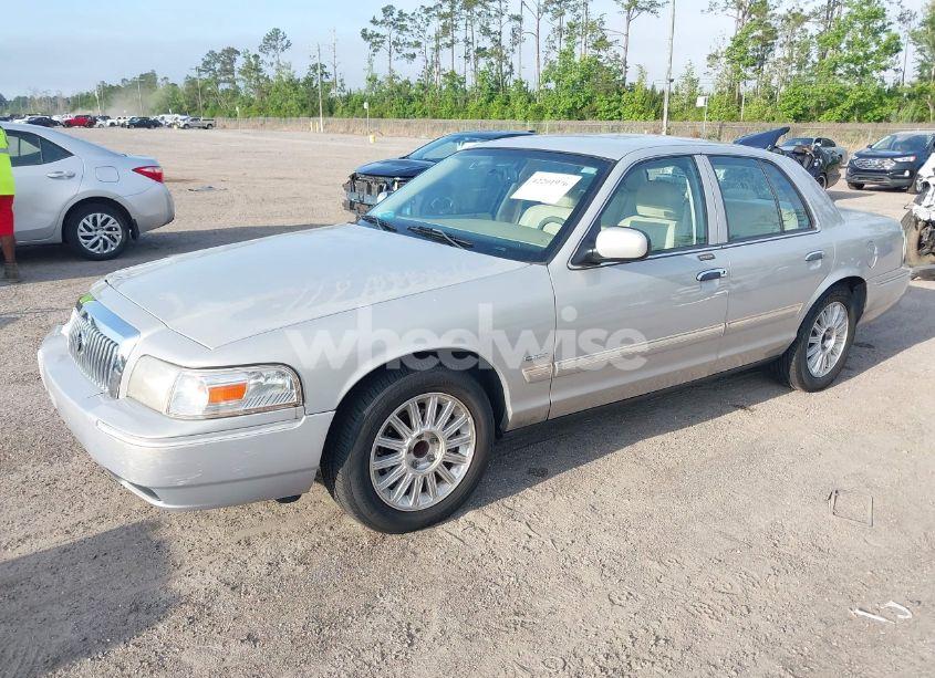 Photo 2 of 2009 Mercury Grand MARQUIS LS (FLEET ONLY) (VIN 2MEHM75V29X628319)
