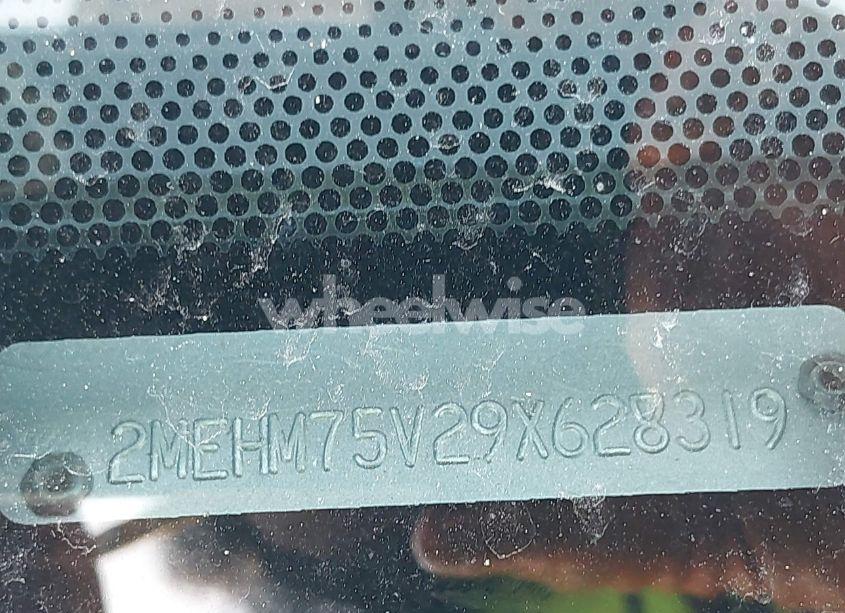 Photo 9 of 2009 Mercury Grand MARQUIS LS (FLEET ONLY) (VIN 2MEHM75V29X628319)