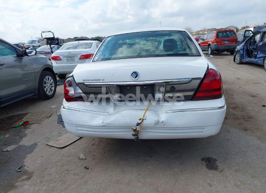 Photo 16 of 2009 Mercury Grand MARQUIS LS (FLEET ONLY) (VIN 2MEHM75V39X622111)